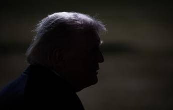 Usa la base Maga divisa sullattacco di Trump allIran