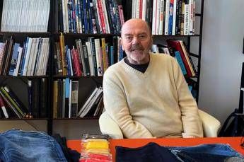 Addio ad Adriano Goldschmied il padrino del denim che rivoluziono i jeans aveva 82 anni