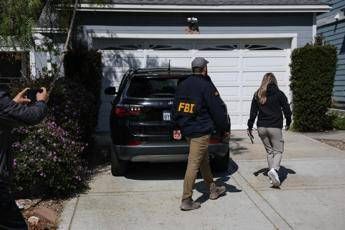 Attentato a Washington Allen e il manifesto contro Trump Stop ai suoi crimini