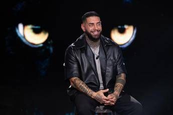 Belve Francesco Chiofalo Voglio candidarmi a sindaco di Roma. Ritocchini estetici Ho perso il conto