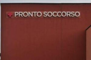 Bimbo di 18 mesi cade da finestra a Civita Castellana e grave