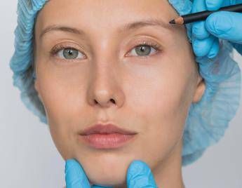 Chirurgia estetica in crescita ma e rivoluzione soft i trend dal seno ai filler