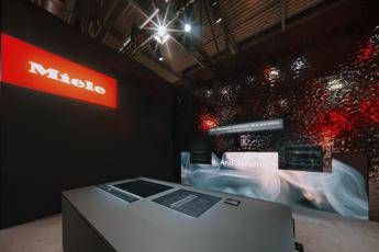 Design week la cucina diventa ricettiva e connessa﻿ Miele presenta Designed to move with you﻿