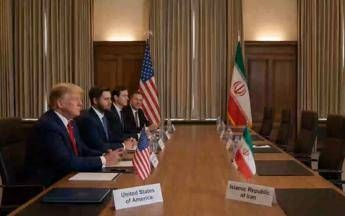 Dove lIran Trump e i negoziati flop Teheran sfotte con video AI