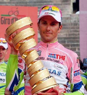 Fumo Ivan Basso Da sportivo ed ex paziente oncologico dico si a sigarette piu care