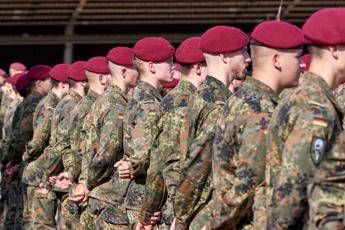 Germania viaggi allestero per oltre 3 mesi uomini dovranno chiedere permesso allesercito Germania viaggi allestero per oltre 3 mesi uomini dovranno chiedere permesso allesercito