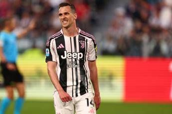 Juventus infortunio per Milik stagione finita. Emergenza attacco per Spalletti