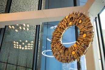 LOreal Riccardo Lucii con The beauty circle vince contest artistico organizzato con Istituto Maragoni 2