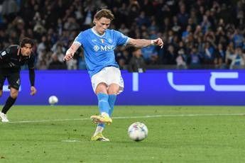 Napoli Cremonese braccio di Grassi su tiro Giovane giusto rigore