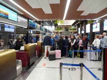 Oggi voli a rischio per lo sciopero del trasporto aereo tutto sulla protesta