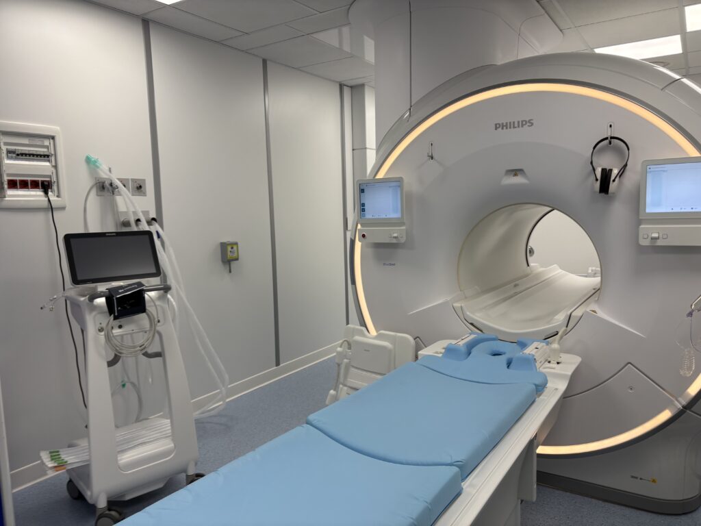 Sondrio, inaugurata la nuova risonanza magnetica oltre 6mila esami all’anno