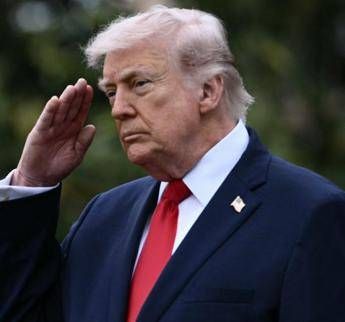 Trump boccia la proposta dellIran Hormuz resta chiuso Teheran sta per crollare