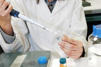 Tumore al seno scoperto interruttore molecolare che frena la progressione