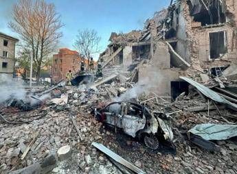 Ucraina attacco russo su piu regioni morti e decine di feriti Ucraina attacco russo su piu regioni morti e decine di feriti