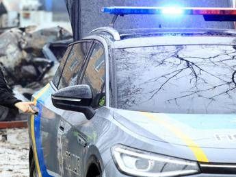 Ucraina uomo apre il fuoco in un supermercato a Kiev. Diversi morti