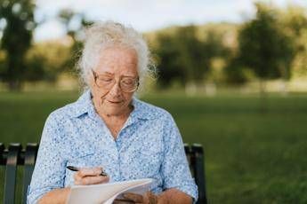 Un gene fa vivere a lungo e in salute lo studio svela il segreto dei centenari