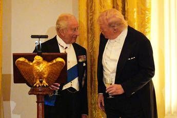 Usa Gb Re Carlo ricuce i rapporti Cosa e successo al Congresso americano