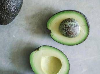 Avocado tutto su questo superfood pochi zuccheri tanto potassio e aiuta il cuore