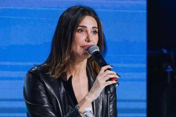 Belen Rodriguez ricoverata in ospedale le urla e lallarme dei vicini cosa e successo