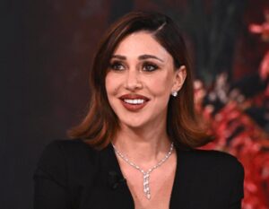 Belen dimessa dal Policlinico di Milano sta meglio dopo lemergenza Belen dimessa dal Policlinico di Milano sta meglio dopo lemergenza