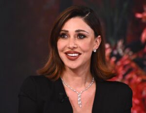 Belen il messaggio sui social Bisogna affrontare il dolore non nasconderlo
