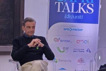Calenda No al riarmo Il Papa fa il Papa ma io non sono daccordo