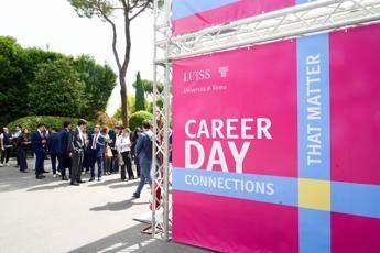 Career day Luiss orientamento professionale per migliaia di laureandi e neolaureati Career day Luiss orientamento professionale per migliaia di laureandi e neolaureati