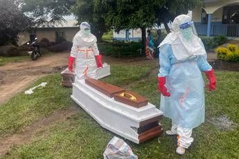 Ebola a rischio altri 10 Paesi ecco i fattori che hanno innescato la diffusione del virus Ebola a rischio altri 10 Paesi ecco i fattori che hanno innescato la diffusione del virus