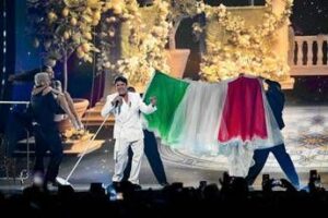 Eurovision chi sono i 25 finalisti di stasera lordine di uscita e quando canta Sal Da Vinci