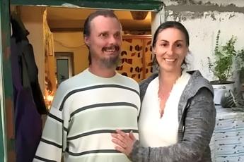 Famiglia nel bosco Pillon Presto costruzione della nuova casetta tribunale accolga istanze familiari Famiglia nel bosco Pillon Presto costruzione della nuova casetta tribunale accolga istanze familiari