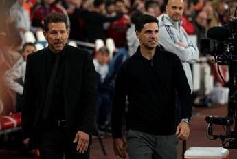 Furia Simeone con Arteta rissa tra panchine in Arsenal Atletico Madrid