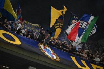 Inter Parma 2 0 a San Siro parte la festa scudetto nerazzurra