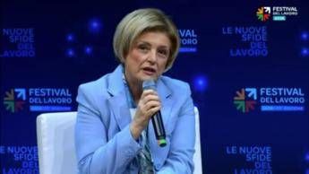 Lavoro Calderone Salario giusto senza limiti a contrattazione Lavoro Calderone Salario giusto senza limiti a contrattazione