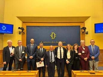 Lavoro presentata a Camera proposta legge per riconoscimento carattere usurante lavoro ferroviario