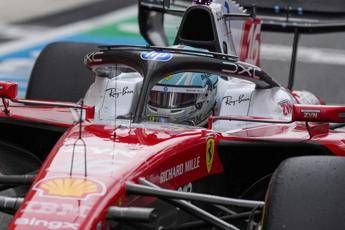 Leclerc beffa a Miami lite con il muretto e problemi alla sua Ferrari