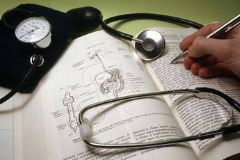Medicina a Enrico Agabiti Rosei il premio alla carriera della Societa europea dellipertensione Medicina a Enrico Agabiti Rosei il premio alla carriera della Societa europea dellipertensione