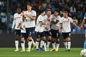 Napoli Bologna 0 2 Orsolini raddoppia su rigore con Var e gli azzurri protestano cose successo Napoli Bologna 0 2 Orsolini raddoppia su rigore con Var e gli azzurri protestano cose successo