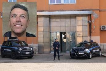 Omicidio Giacomo Bongiorni a Massa lautopsia morte causata da pugni calci e caduta