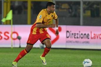 Pisa Lecce 1 2 pugliesi si avvicinano alla salvezza e toscani in Serie B