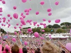 Tumori a Roma in 200mila per ‘Race for the cure Tumori a Roma in 200mila per ‘Race for the cure