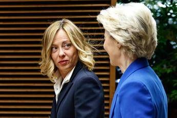 Ue pressing Meloni su risorse per lenergia. E il governo congela il dossier su riarmo e difesa Ue pressing Meloni su risorse per lenergia. E il governo congela il dossier su riarmo e difesa