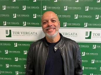 Universita Bianchi Iniziative come questa permettono a giovani di prendere spunto da voglia di sapere di Regeni
