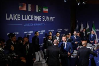 Iran il rebus nucleare. Gli Usa Ok a ispezioni dellAiea. Teheran Nessun impegno Iran il rebus nucleare. Gli Usa Ok a ispezioni dellAiea. Teheran Nessun impegno