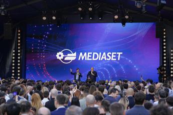 Mediaset siamo Noi la festa in ricordo di Berlusconi oggi su Canale 5 Mediaset siamo Noi la festa in ricordo di Berlusconi oggi su Canale 5
