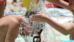 Meteo caldo rallenta ma rimane intenso al Sud nel weekend bollino rosso solo a Bari e Palermo
