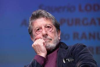 Morte Andrea Purgatori il giudice Terapia antibiotica gli avrebbe prolungato la vita Morte Andrea Purgatori il giudice Terapia antibiotica gli avrebbe prolungato la vita