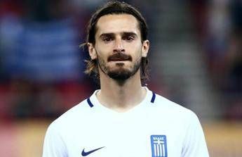 Oikonomou muore in incidente stradale ex difensore Bologna e Cagliari aveva 33 anni