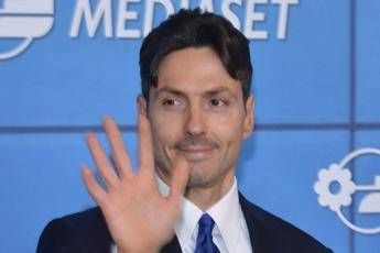 Pier Silvio Berlusconi riunisce tutta Mediaset domani serata speciale in ricordo del Cav