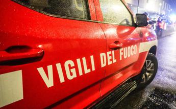 Roma incendio in struttura abbandonata a Campagnano trovato cadavere carbonizzato Roma incendio in struttura abbandonata a Campagnano trovato cadavere carbonizzato