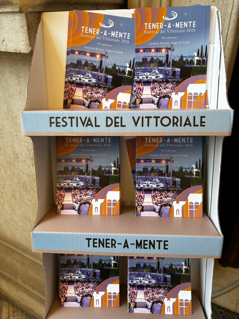 Tener-a-mente festeggia 15 anni al Vittoriale 15 concerti con grandi nomi internazionali e italiani sul Lago di Garda